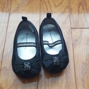 Baby girl velvet shoes